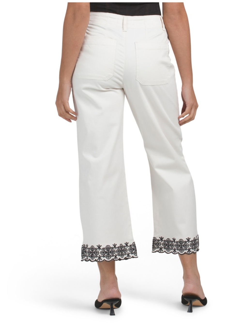 Worn Once! Bagatelle Women's White Cropped Jeans with Black Scalloped Embroidery - Picture 2 of 11